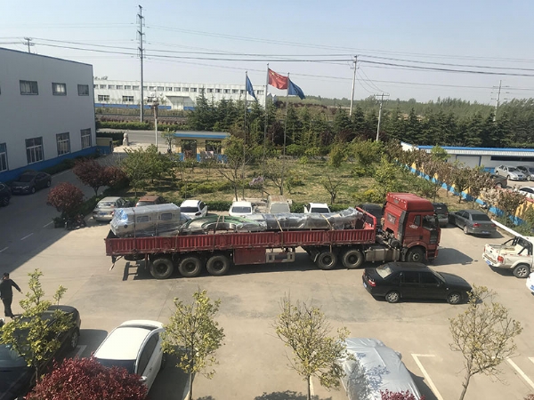 浸泡式洗箱機發貨